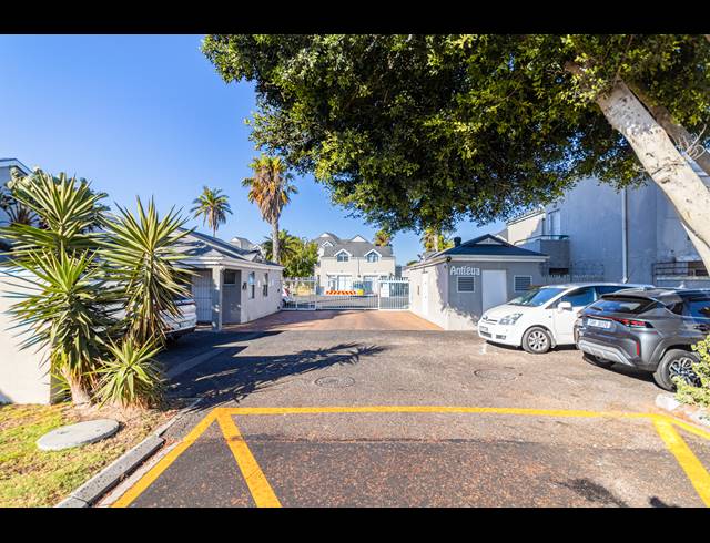 2 BEDROOM APARTMENT SOLD IN WEST BEACH
